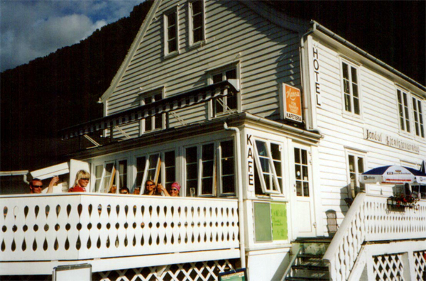 Fonna2004-22